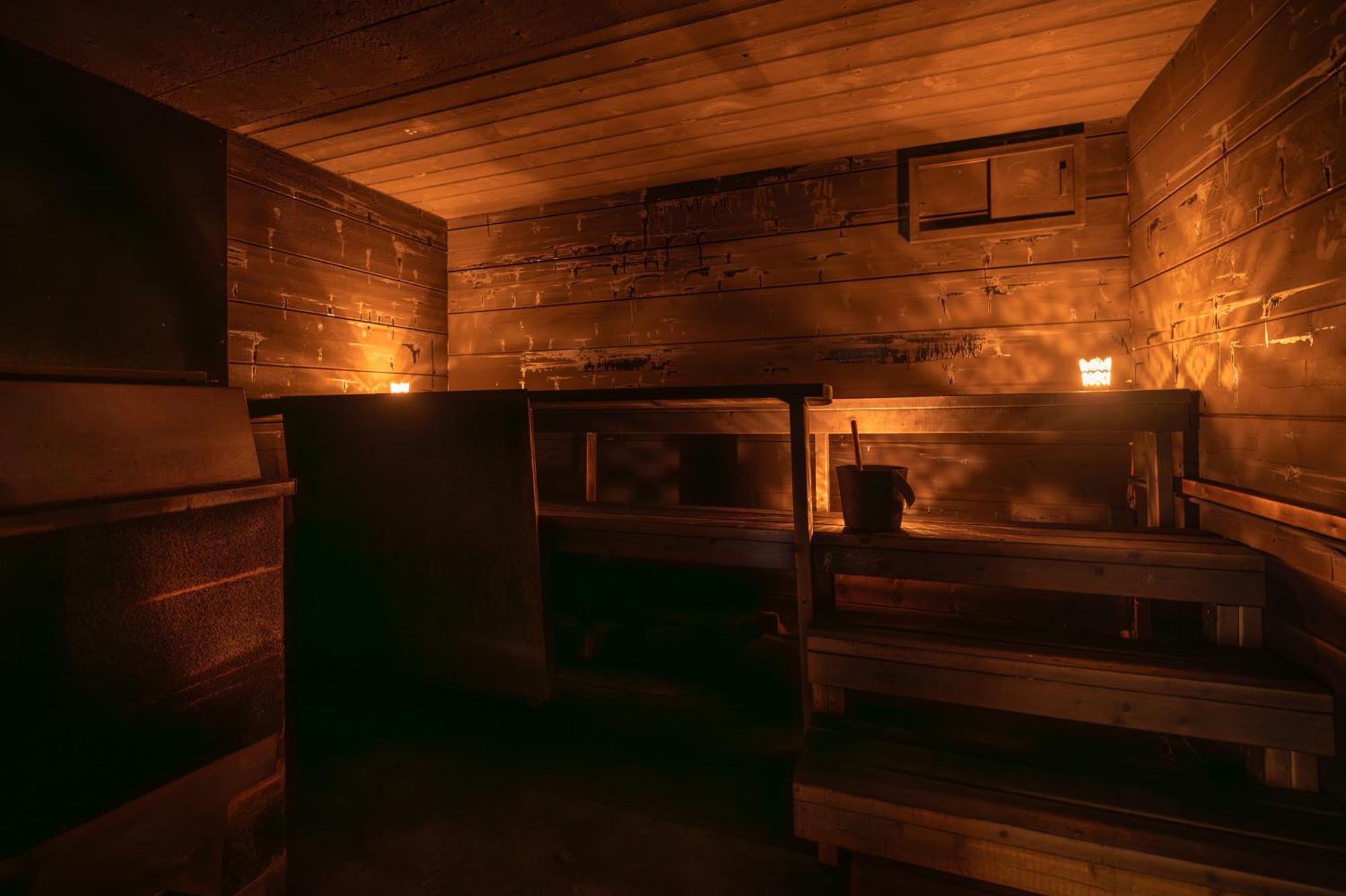 Kuukkeli Log Houses Aurora Resort Сааріселькя Екстер'єр фото