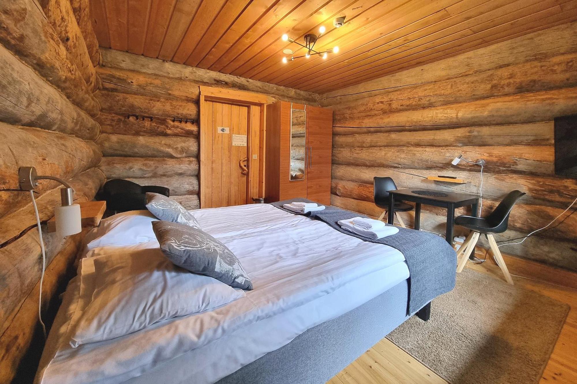 Kuukkeli Log Houses Aurora Resort Сааріселькя Номер фото