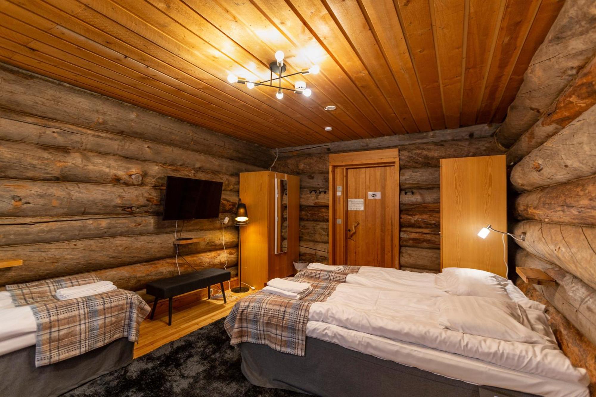 Kuukkeli Log Houses Aurora Resort Сааріселькя Номер фото