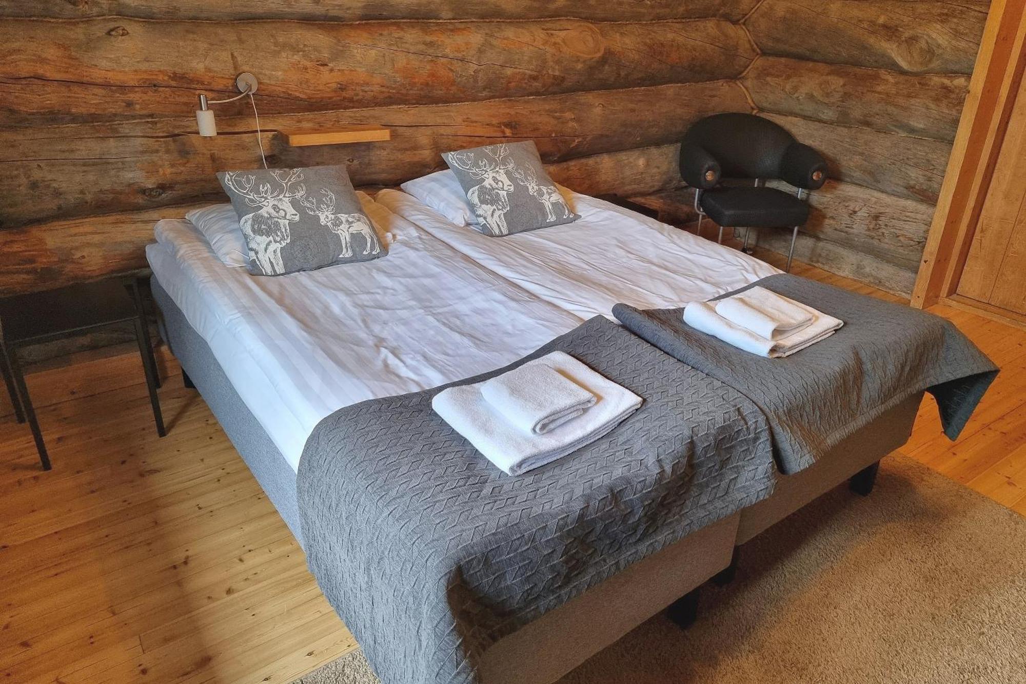 Kuukkeli Log Houses Aurora Resort Сааріселькя Номер фото